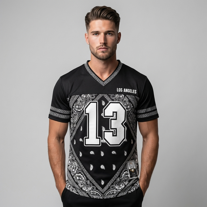Heren grafisch mesh t-shirt met sportieve uitstraling. Comfortabel streetwear shirt met uniek design en korte mouwen.