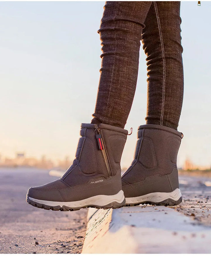 Premium heren halfhoge snowboots, waterdicht en warm. De ideale herenschoenen voor koude wintermaanden.