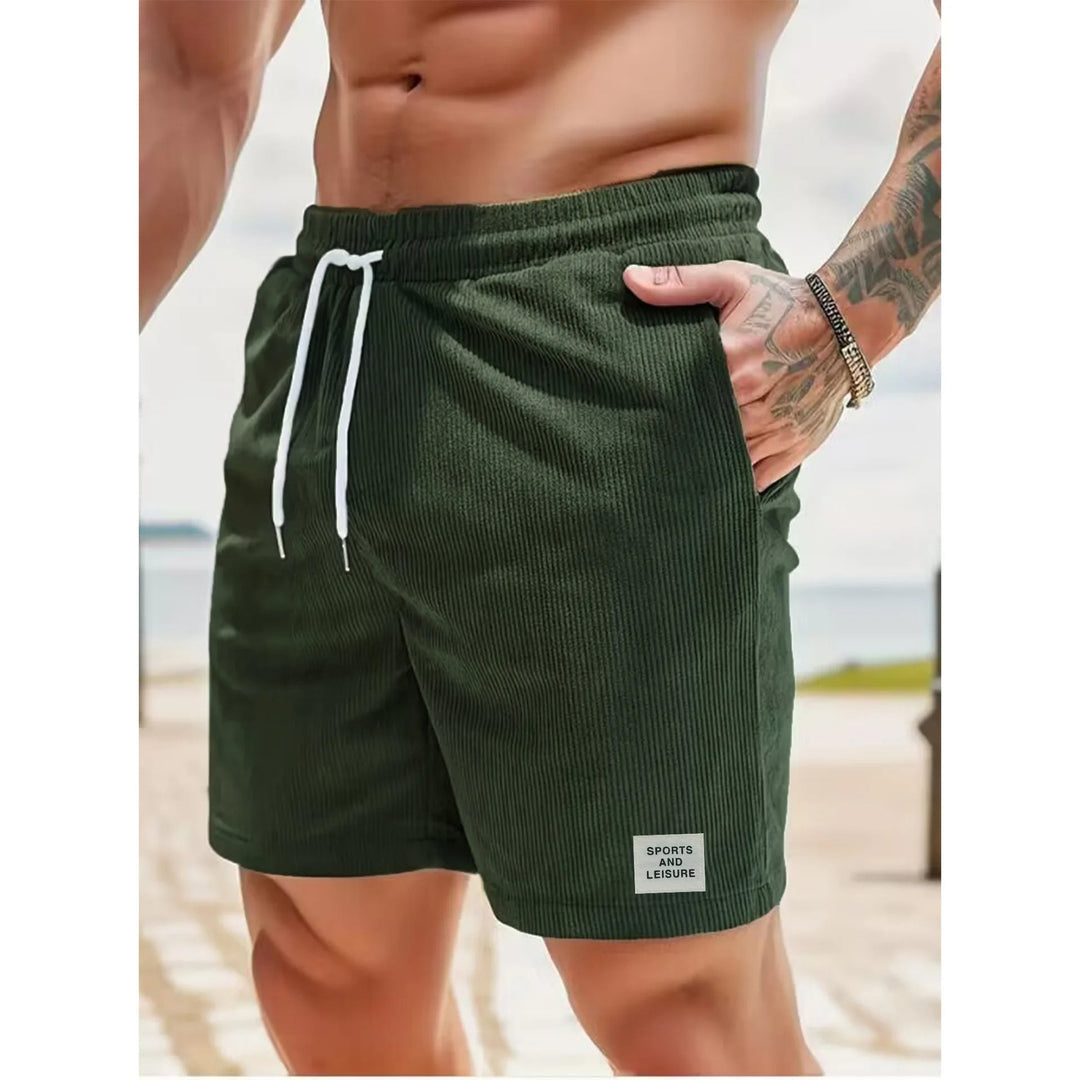 Comfortabele heren corduroy shorts van Hoymans, duurzaam en ademend voor de warme zomermaanden.