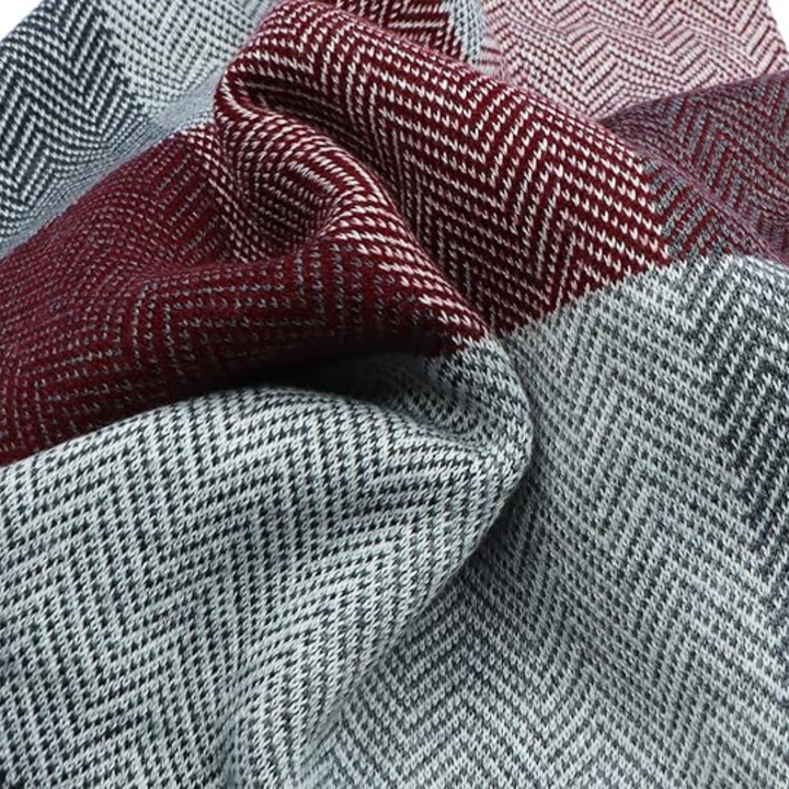 Luxe winter sjaal Ryan, gemaakt van premium kasjmier voor mannen die waarde hechten aan kwaliteit.