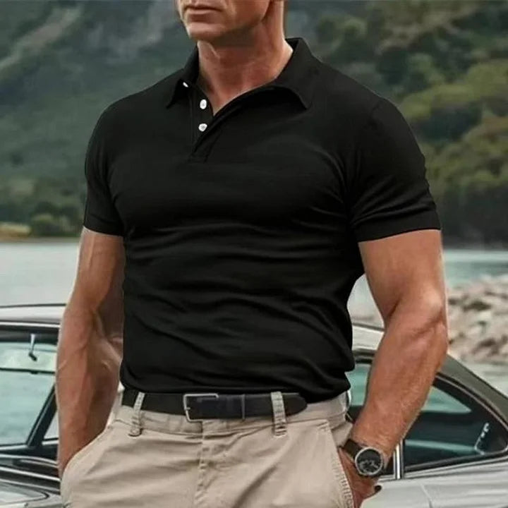 Zacht, comfortabel heren poloshirt met korte mouwen, van hoge kwaliteit textiel, klaar voor de zomer.