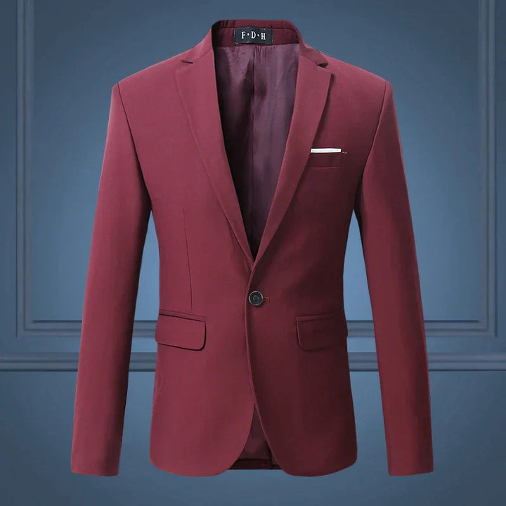 Gedetailleerde opname van de klassieke heren blazer Maxim, toont hoogwaardige mode en afwerking.