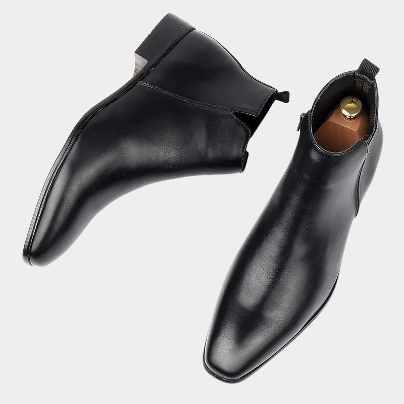 Klassieke heren retro laarzen 'Lars' van leer, voorzien van handige zijrits voor optimaal gemak.