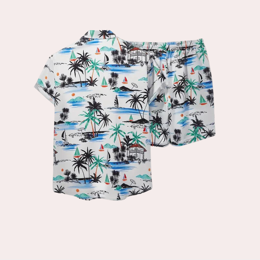 Tweedelige heren zomeroutfit: ademend t-shirt en korte broek voor ultiem comfort tijdens vakantie.
