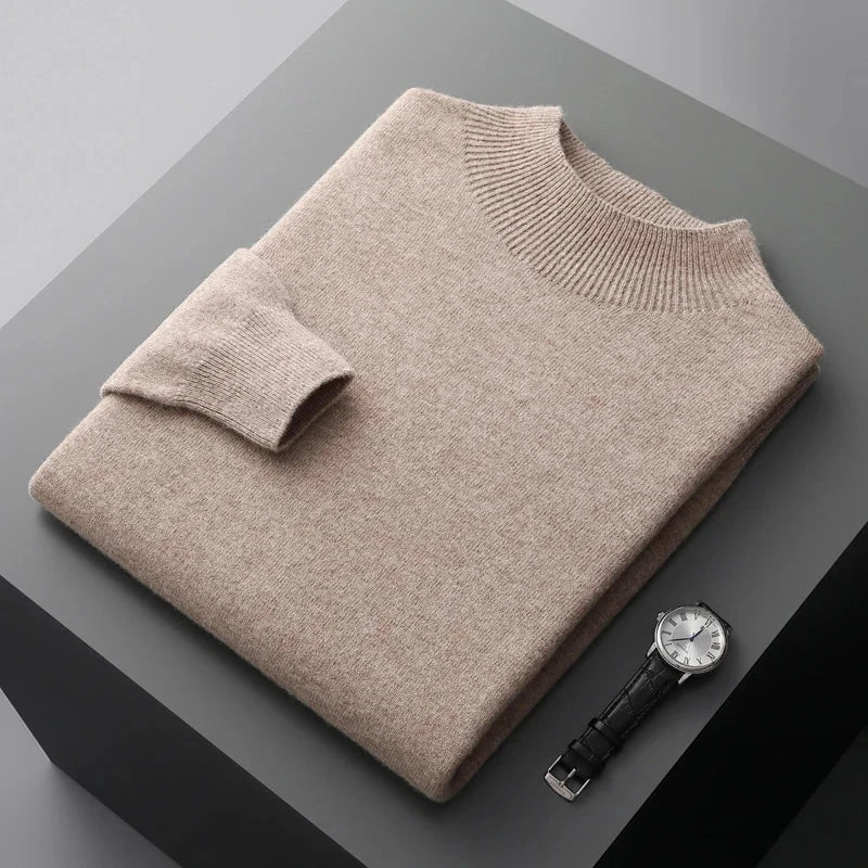 Zachte heren mock neck trui. Gemaakt van kwaliteitsmateriaal voor optimaal comfort en warmte in de winter.