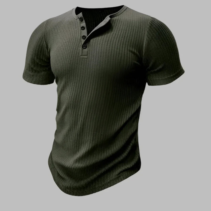 Stijlvol heren fitness t-shirt, muscle-fit Henley met korte mouw. Perfect voor training of casual herenmode. Strakke pasvorm.