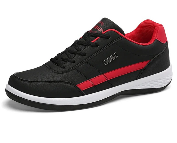 Stijlvolle zwarte Luca heren comfortsneakers met optimale voetondersteuning voor actieve mannen.