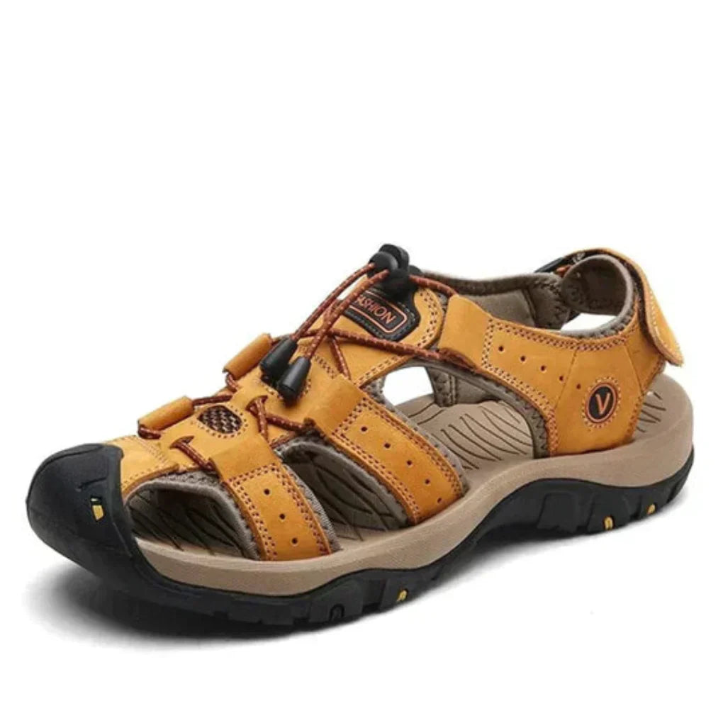 Heren orthopedische comfortsandalen met verstelbare banden voor optimale voetondersteuning en pasvorm.