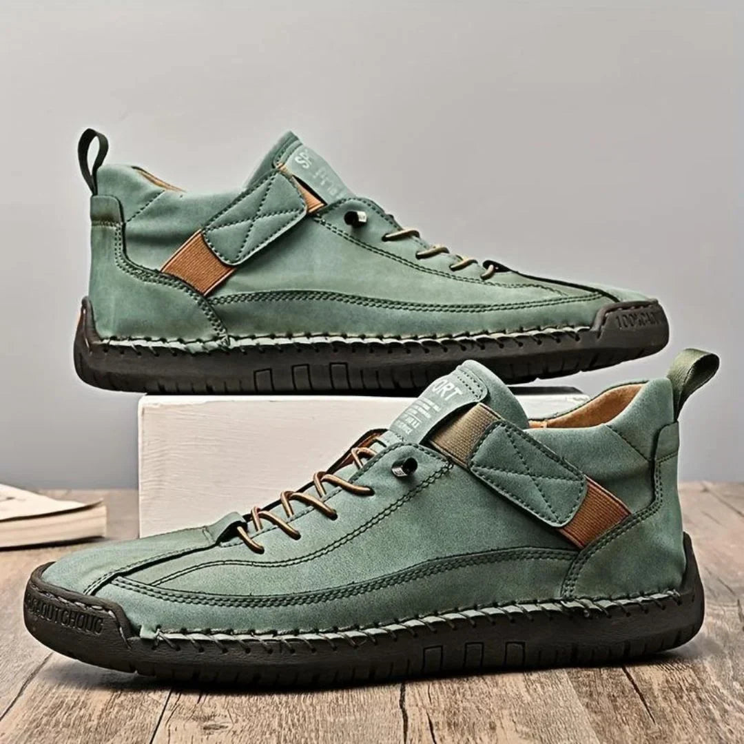 Comfortabele orthopedische loafers voor mannen, ontworpen voor dagelijkse voetondersteuning.