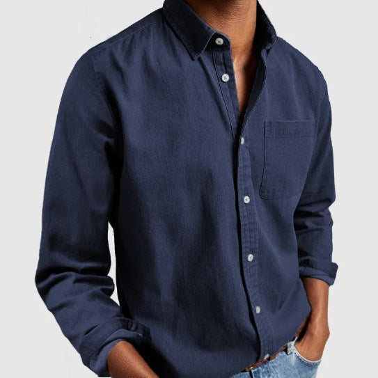 Ervaar comfort met dit regular fit heren overhemd, perfect voor een casual of zakelijke outfit.