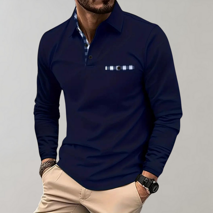 Zakelijke heren polo met lange mouwen, combineert comfort met elegantie.