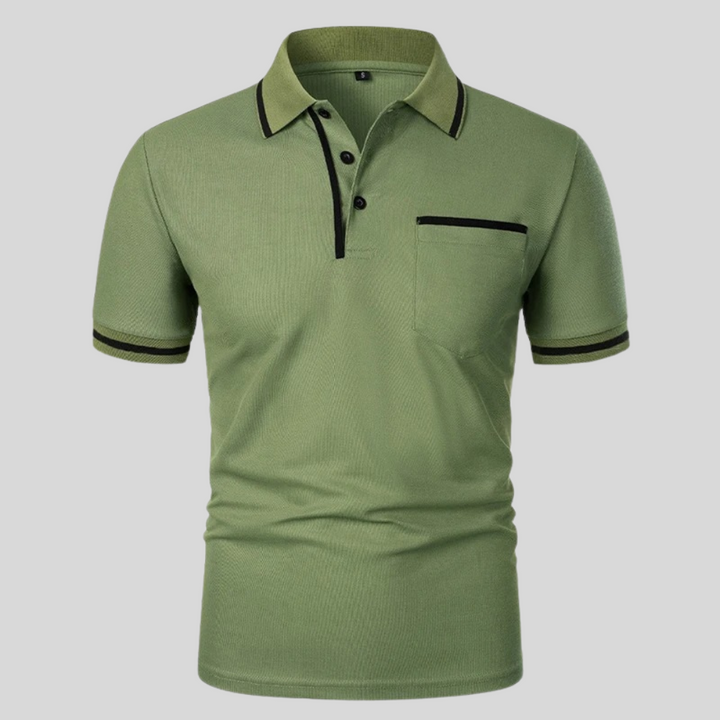 Modieuze heren polo met korte mouwen en borstzak, creëert een smart casual look.