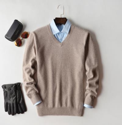 Zachte heren trui met ronde hals; ideale winterkleding voor casual mode en dagelijks comfort.
