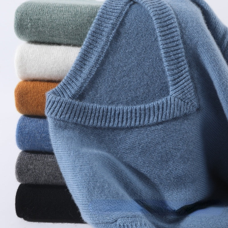 Stijlvolle heren pullover; tijdloze kleding, geschikt voor elke outfit, met ronde of V-hals.