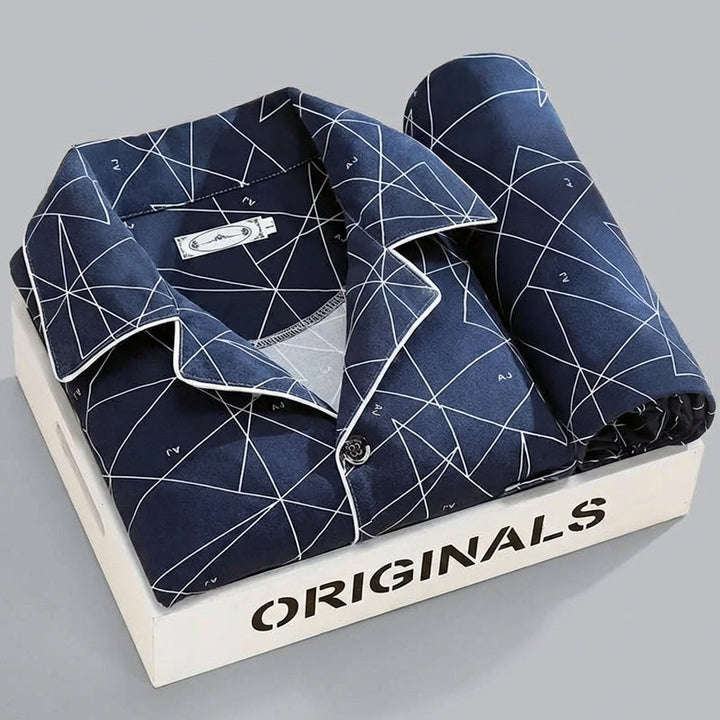 Trendy herenpyjama met knoopsluiting, stijlvolle nachtkleding die comfort en look combineert.