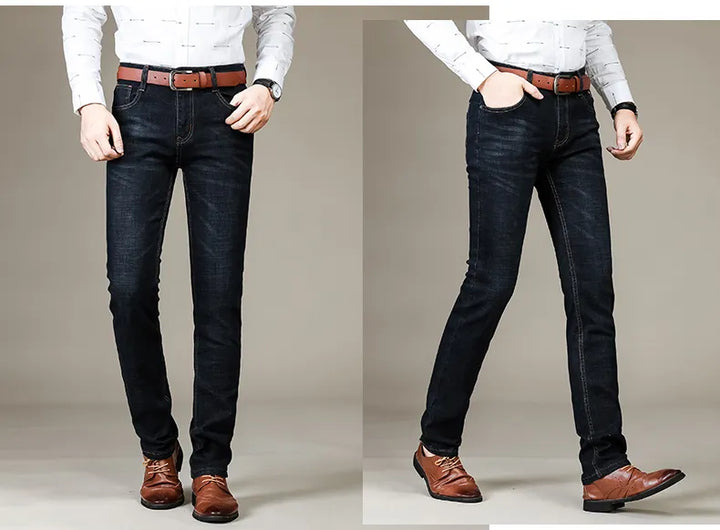 Veelzijdige heren casual jeans, rechte pasvorm, comfortabel en trendy.