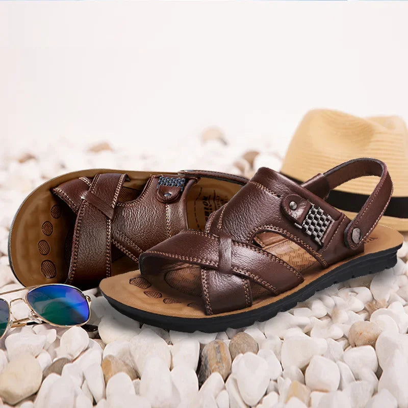 Heren sandalen Tiberius in bruin leer, ademend en comfortabel voor een stijlvolle zomerlook.
