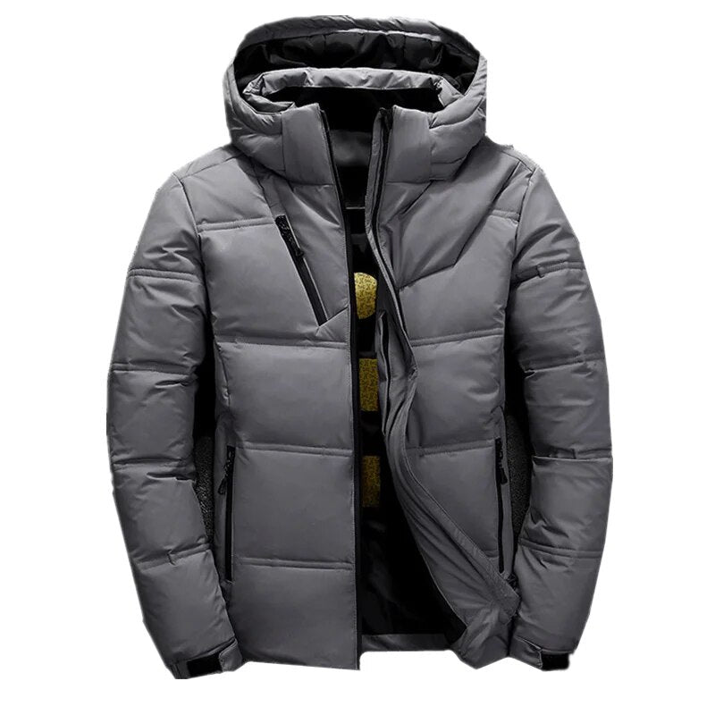 Casual heren winterjas, ook perfect als stijlvolle ski-jas. Warm en comfortabel voor buiten.