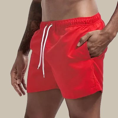 Relaxte heren zwemshorts voor de zomer, sneldrogend materiaal voor comfort tijdens zwemmen en zonnebaden.