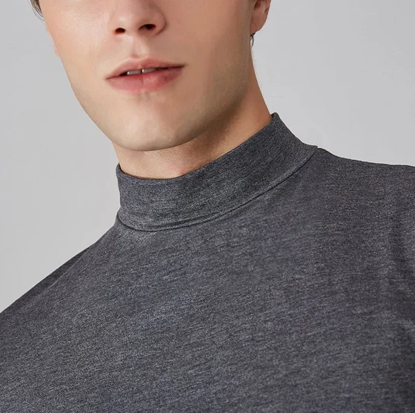 Heren Funktionsshirt Adrian met turtleneck en korte mouwen. Sneldrogend & elastisch voor training en sport.