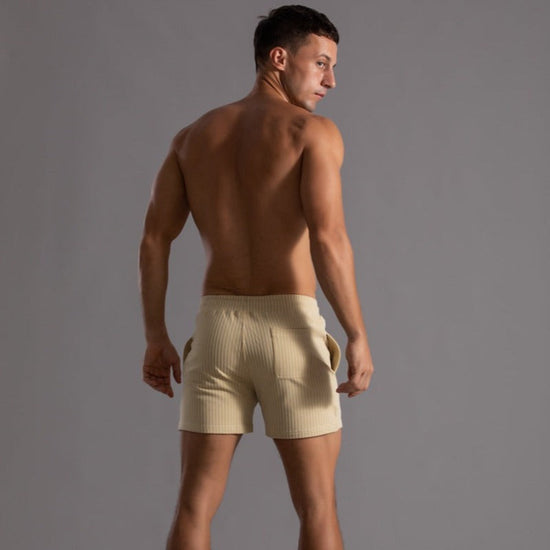 Ultieme stretch heren sportshorts, essentieel voor dynamische workouts en gymsessies.