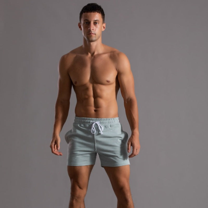 Heren sportshorts van sneldrogend stretchmateriaal voor optimale bewegingsvrijheid.
