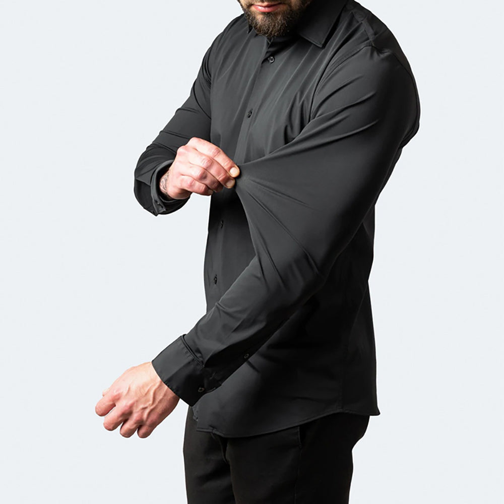 Comfortabel stretchshirt voor heren uit de nieuwe collectie. Modern design en bewegingsvrijheid.