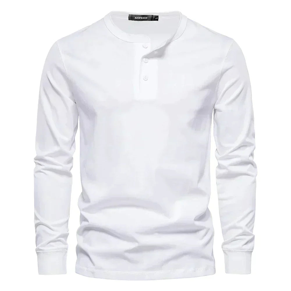 Casual heren T-shirt met lange mouwen. Ademend materiaal, ideaal voor zomerse dagen.