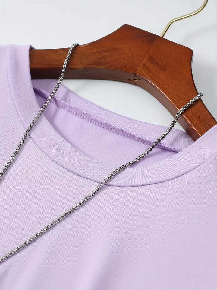 Stapel gekleurde Nico heren T-shirts van zacht katoen, basic essentials voor herenkleding.