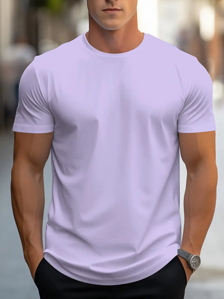 Zwart effen Nico heren T-shirt, tijdloos en stijlvol, onmisbaar in elke moderne herengarderobe.