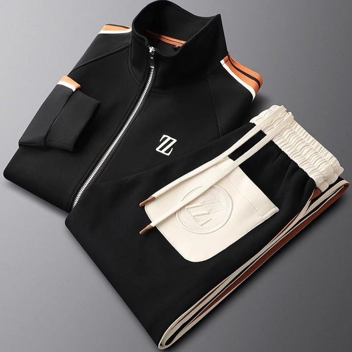 Atletisch heren trainingspak, hoogwaardige sportkleding met modern design voor intensieve trainingen.