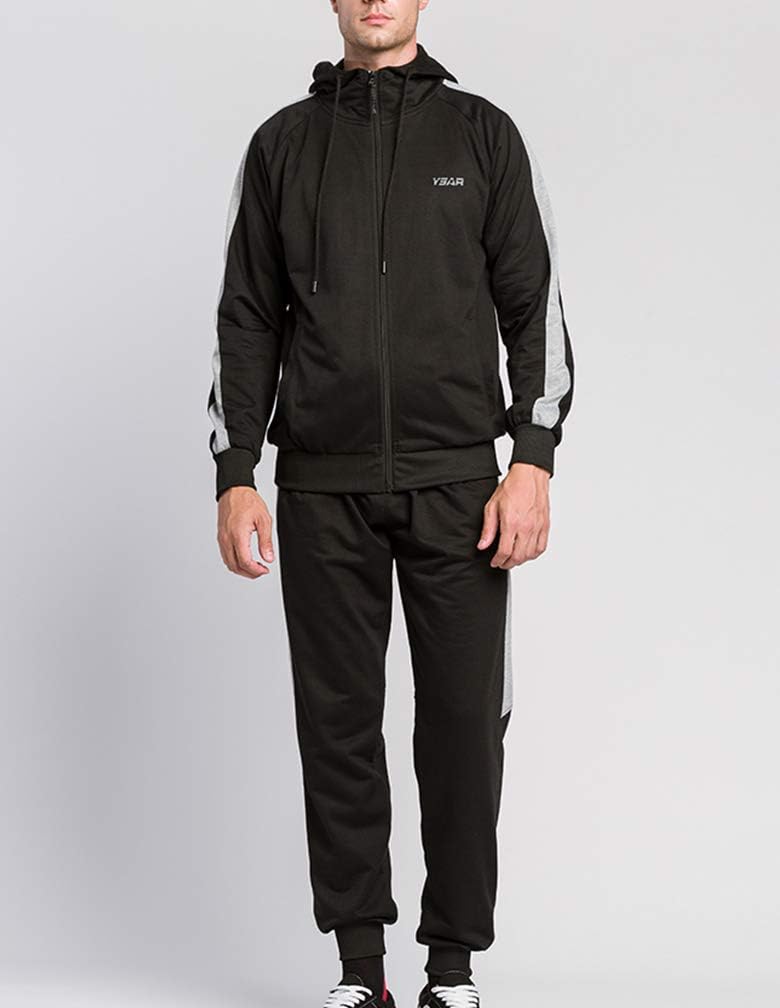 Noah sportpak voor heren, comfortabel polyester voor alle seizoenen.