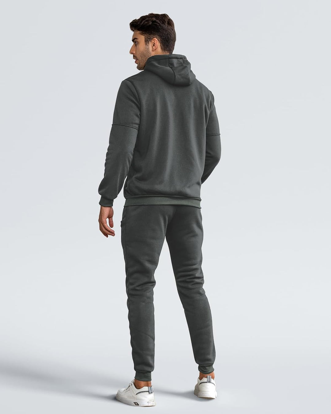 Zacht aanvoelend heren trainingspak, comfortabele pullover en joggingbroek voor elke dag.