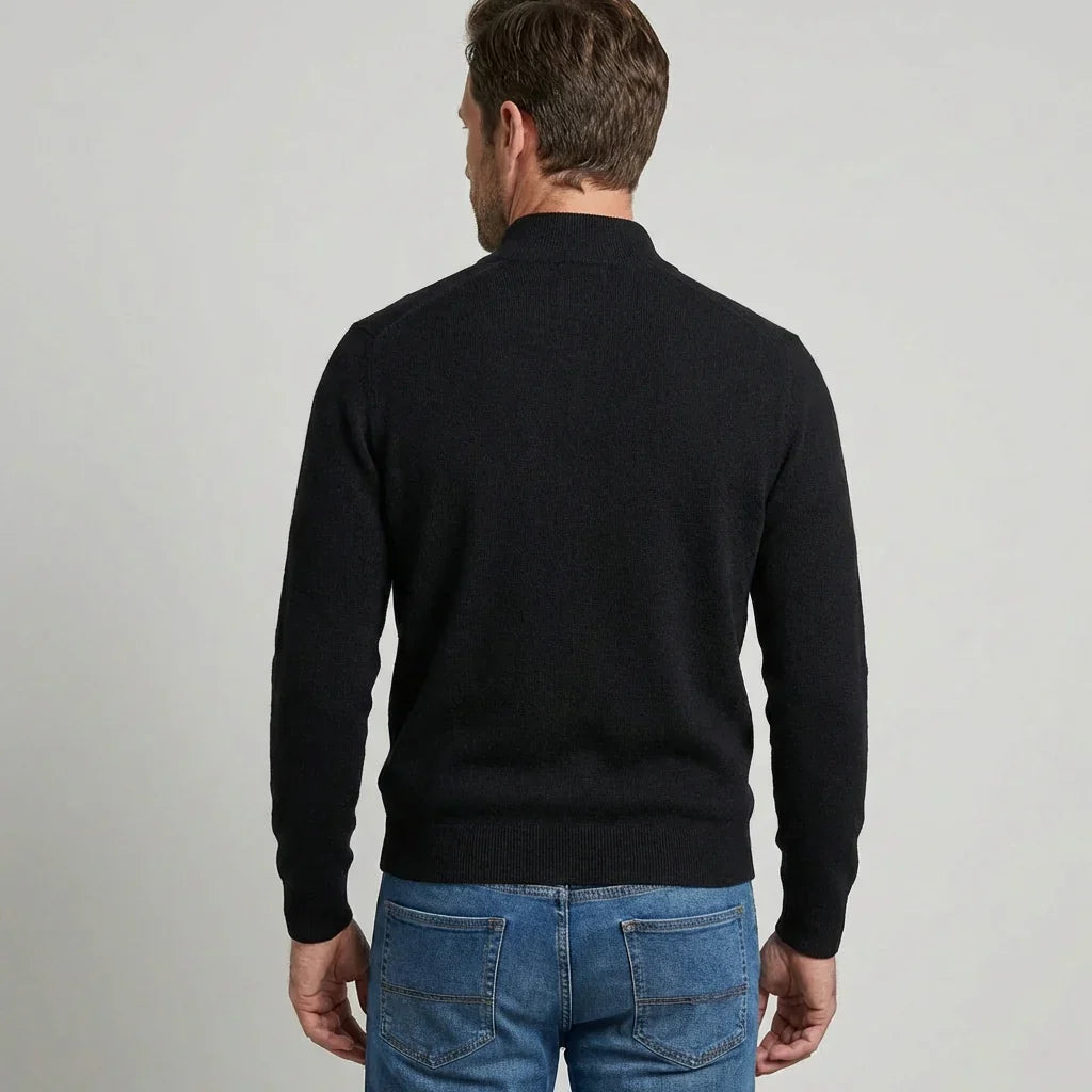 Comfortabele heren V-hals trui met rits, perfect voor een casual lente outfit. Zacht en veelzijdig.