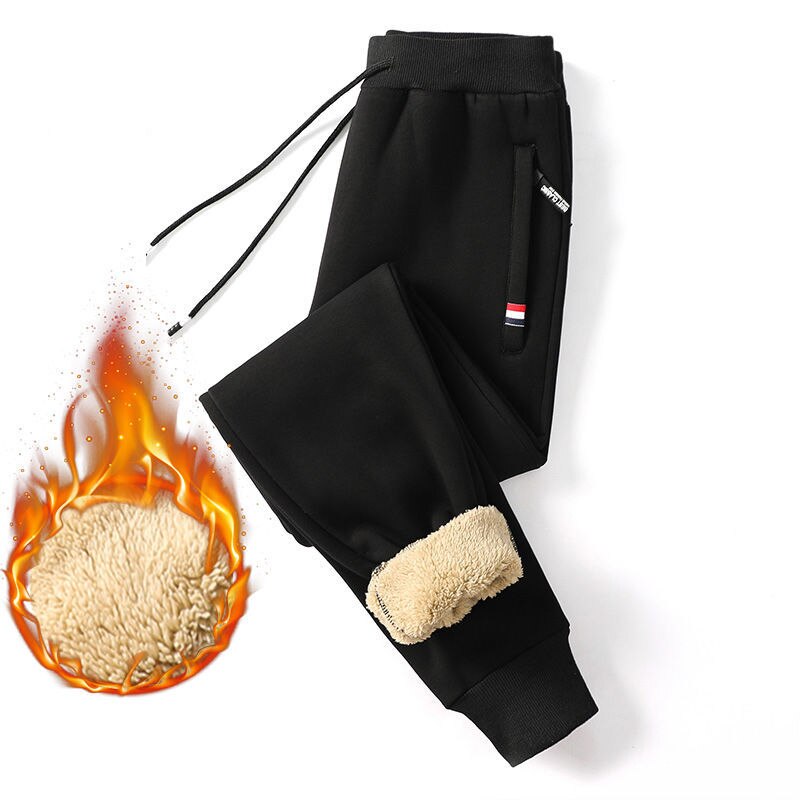 Moderne warme heren thermobroek, comfortabele winterkleding met een stijlvol ontwerp voor mannen.