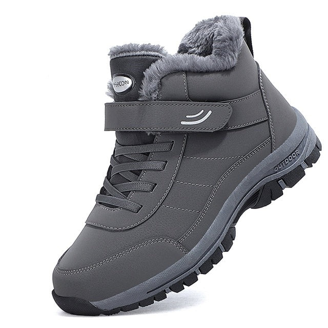 Antislip heren winterlaarzen voor sneeuw en outdoor, met robuuste zool en waterdichte bescherming.