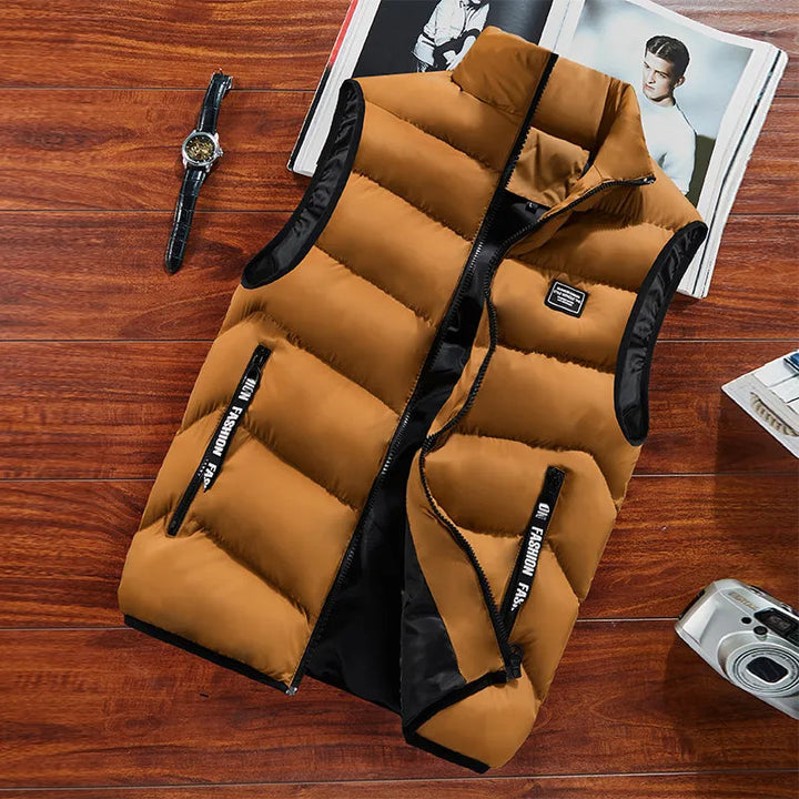 Gevoerde heren bodywarmer, ideaal als warm wintervest voor casual herenkleding.