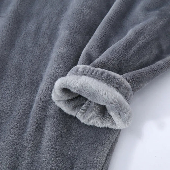 Mannen winter pyjama set, luxe zachtheid en warmte voor een goede nachtrust.