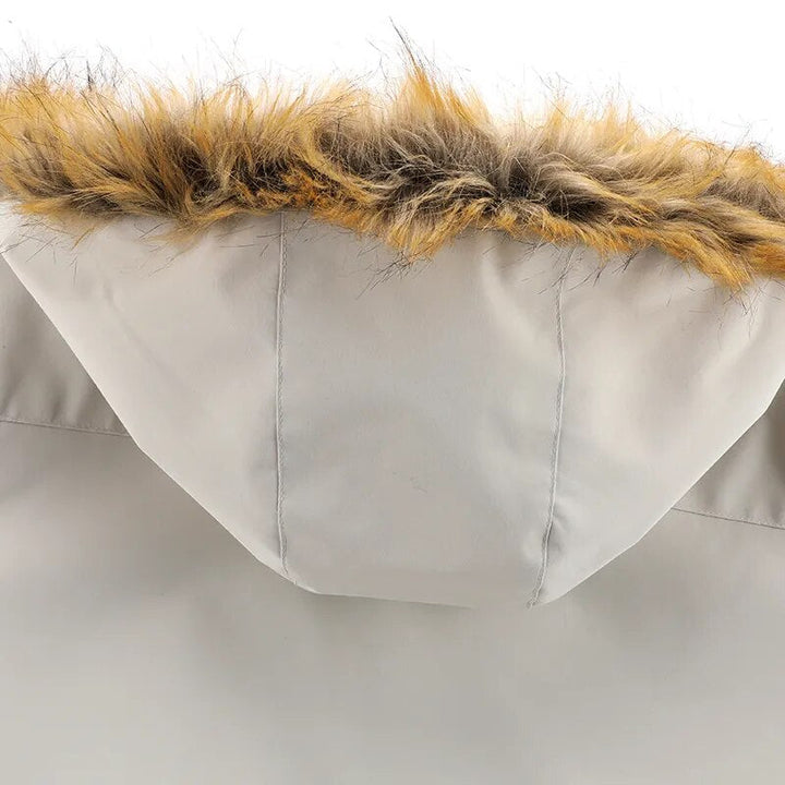 Functionele heren winterjas, warm, winddicht, met afneembare capuchon.