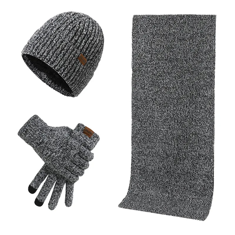 Zachte gebreide herensjaal, onderdeel van de warme winterset met muts & handschoenen, perfect voor de winter.