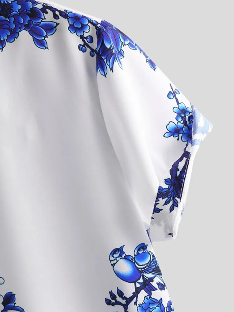 Heren zomer overhemd met bloemenprint, korte mouwen. Veelzijdig voor casual, strand, vakantie en vrijetijdskleding.