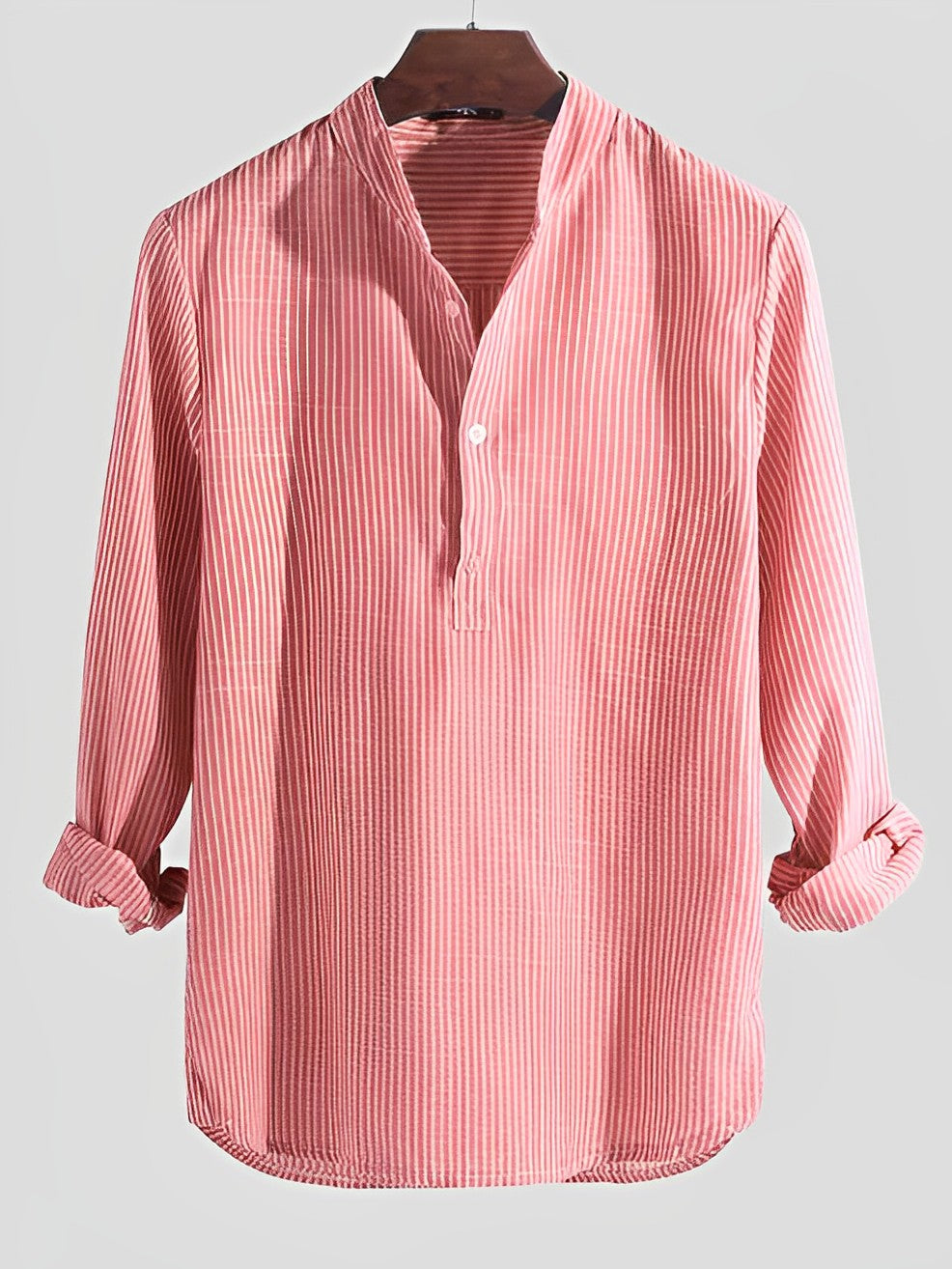 Comfortabel heren zomeroverhemd met korte mouwen in frisse kleur. Ideaal voor herenmode, koel en luchtig.