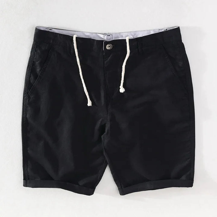 Zomerse herenshorts met knoopsluiting, lichtgewicht en ademend, perfect voor casual comfort op warme dagen.