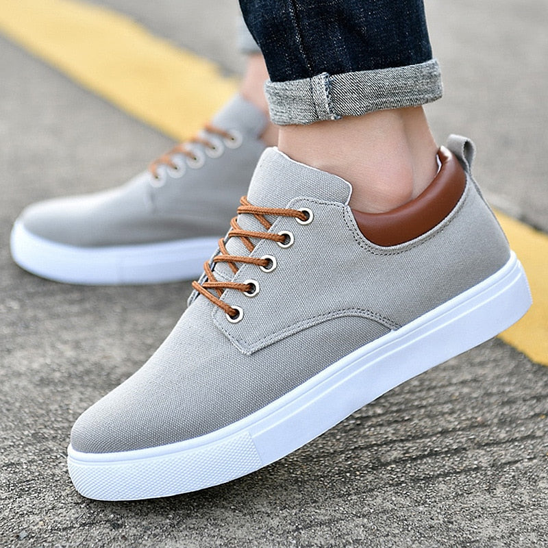 Loopcomfort met de David herensneakers, voorzien van een geavanceerde ondersteunende zool.