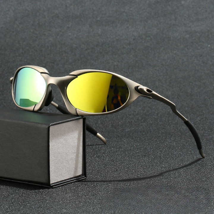 Heren zonnebril, sportief en modern, met gepolariseerde lenzen en UV-bescherming, in onyx kleur.