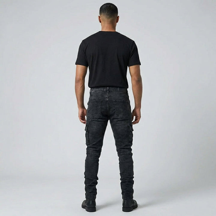 Zwarte slim fit Lucas stretch jeans voor heren. Stijlvolle en duurzame herenkleding met optimale flexibiliteit.