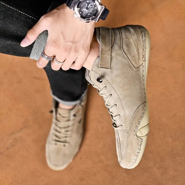 Khaki Hoymans Adriel casual schoenen, waterdicht en lichtgewicht voor dagelijks comfort.
