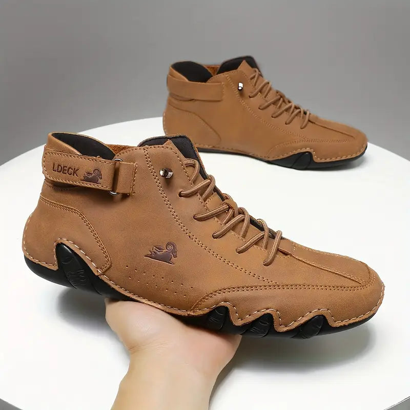 Groene Hoymans Adriel outdoorschoenen, waterdicht kunstleer voor optimale bescherming.