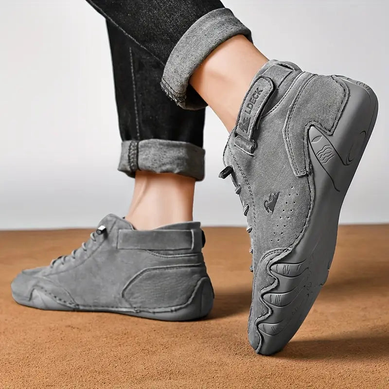 Grijze waterdichte herenschoenen Adriel, comfortabel kunstleer voor elk outdoor avontuur.