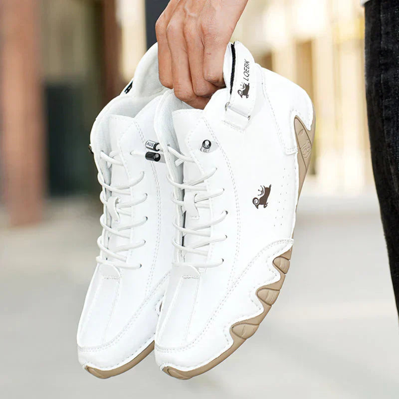 Bruine waterdichte Hoymans Adriel herenschoenen, casual mode voor comfortabele avonturen.